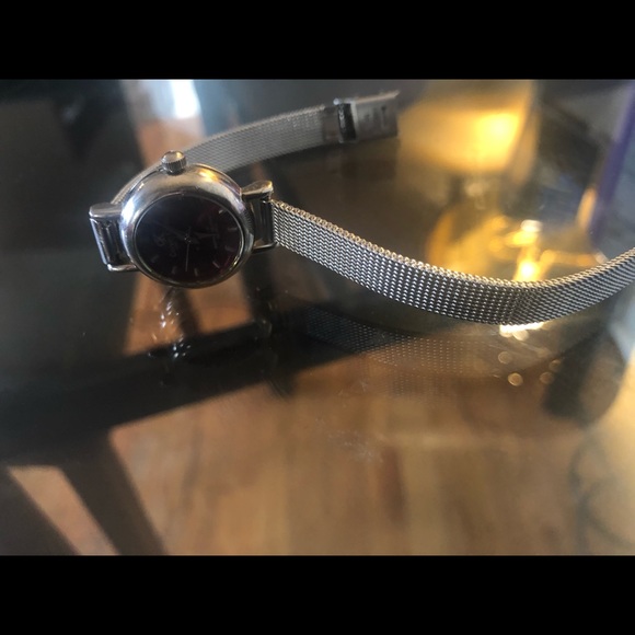 CALVIN KLEIN WOMEN’S WATERPROOF WATCH 1685 - Picture 4 of 7